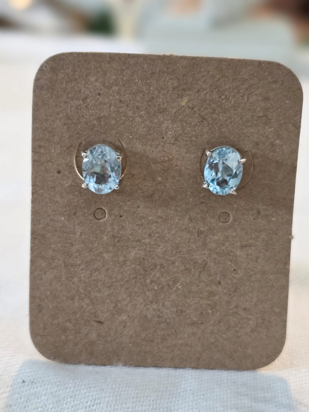 Brincos em Prata 925 e Topázio bf399
Dimensões: 9,3cm
R$398