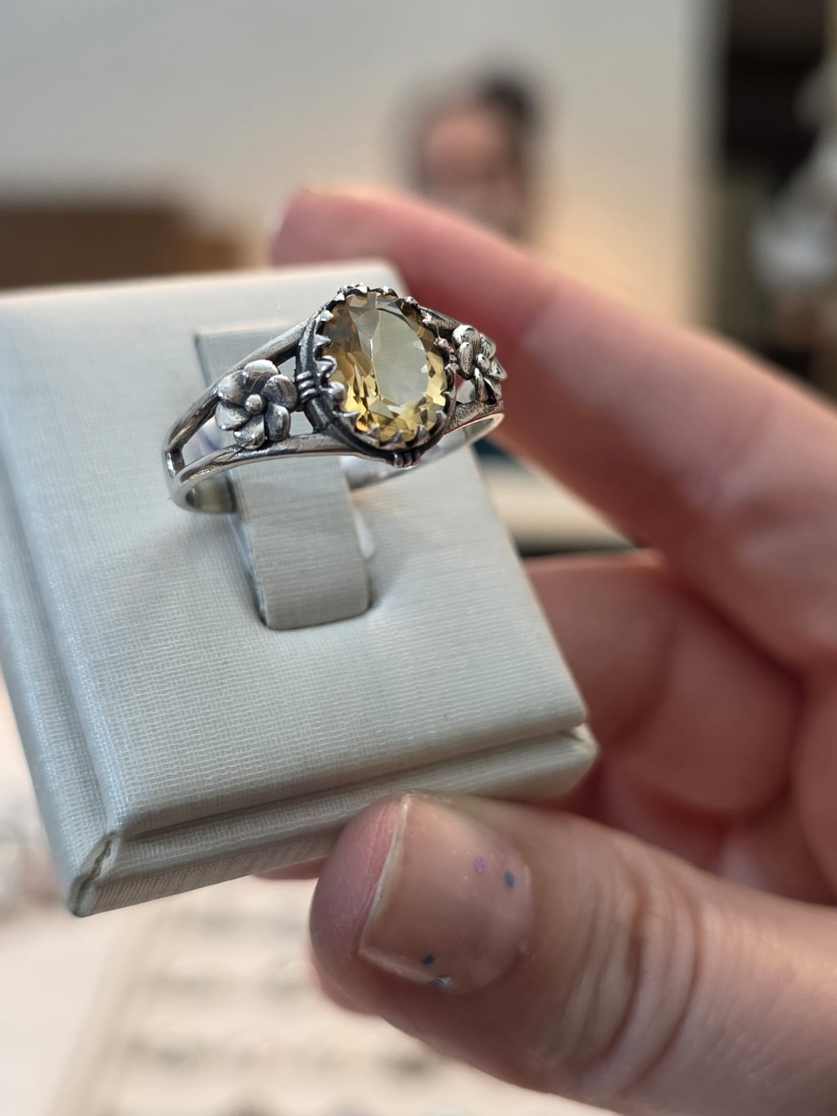 Anel em Prata 925 e Citrino Amarelo af354e