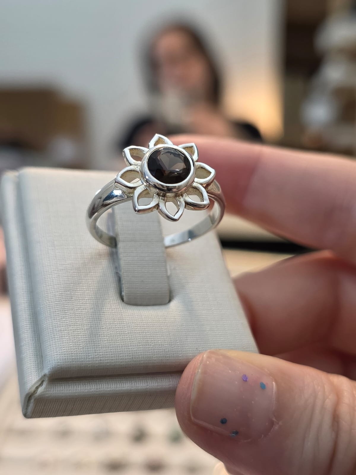 Anel em Prata 925 e Cristal de Quartzo Fume af152a