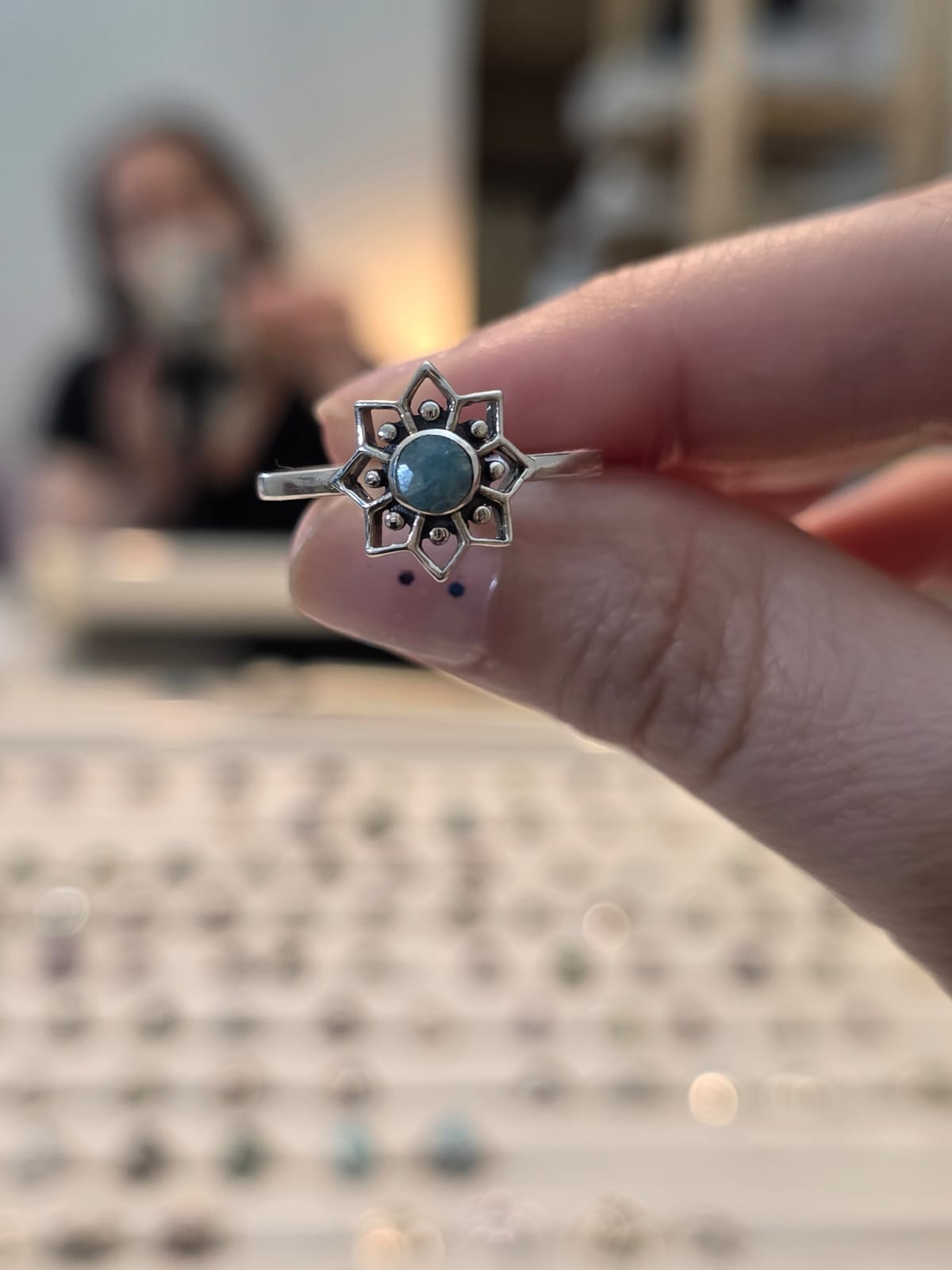 Anel em Prata 925 e Esmeralda af239