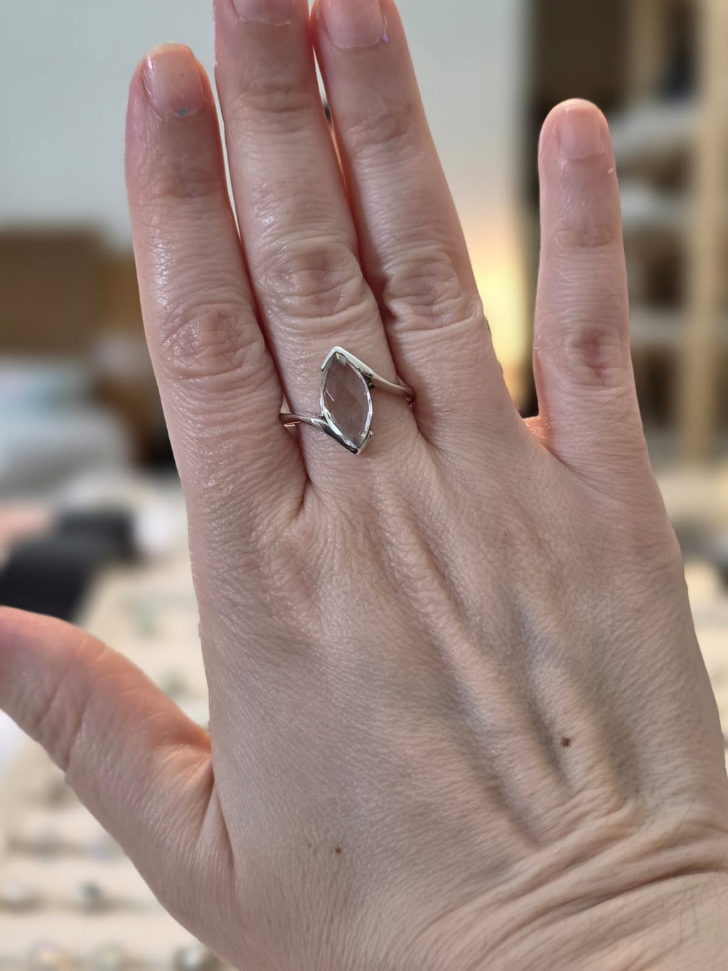 Anel em Prata 925 e Cristal de Quartzo af476b