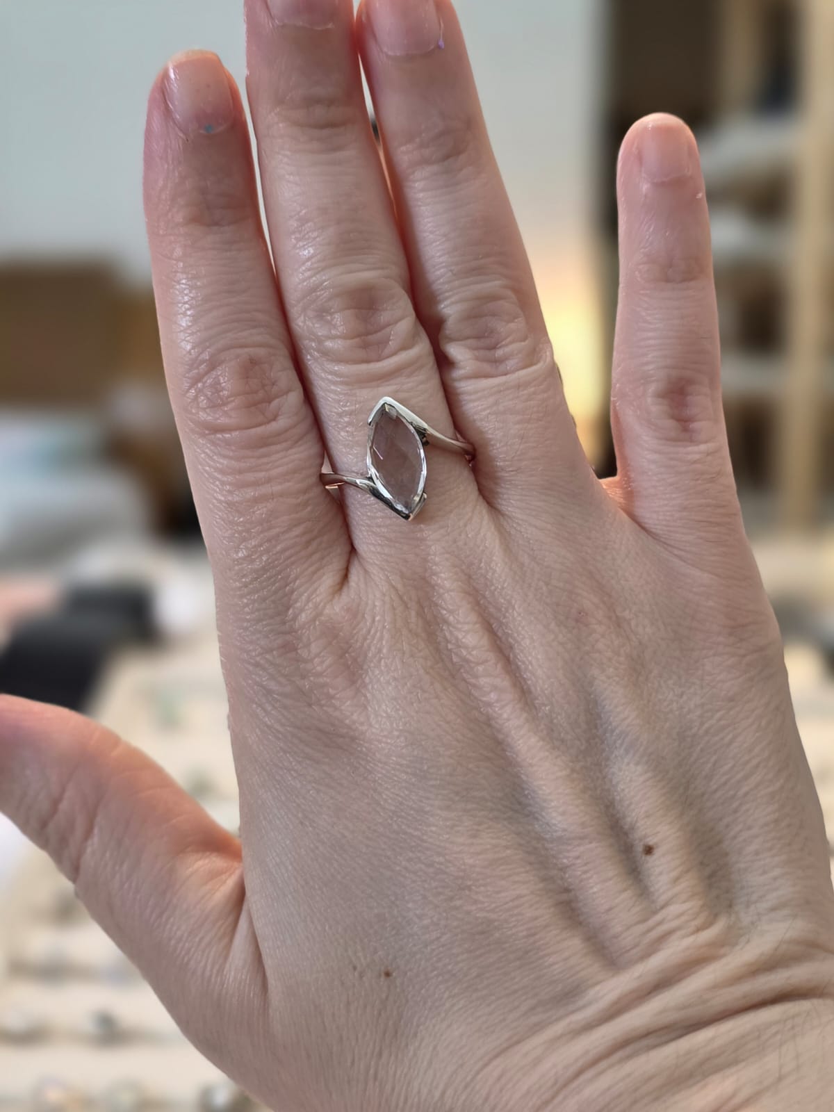 Anel em Prata 925 e Cristal de Quartzo af476b