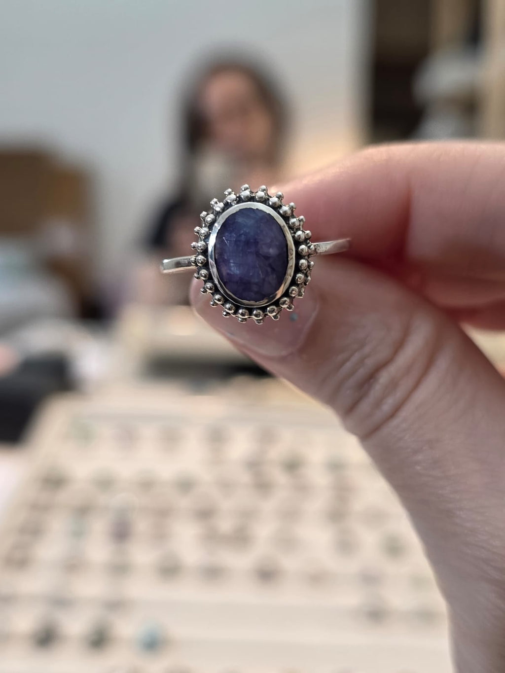 Anel em Prata 925 e Safira af480