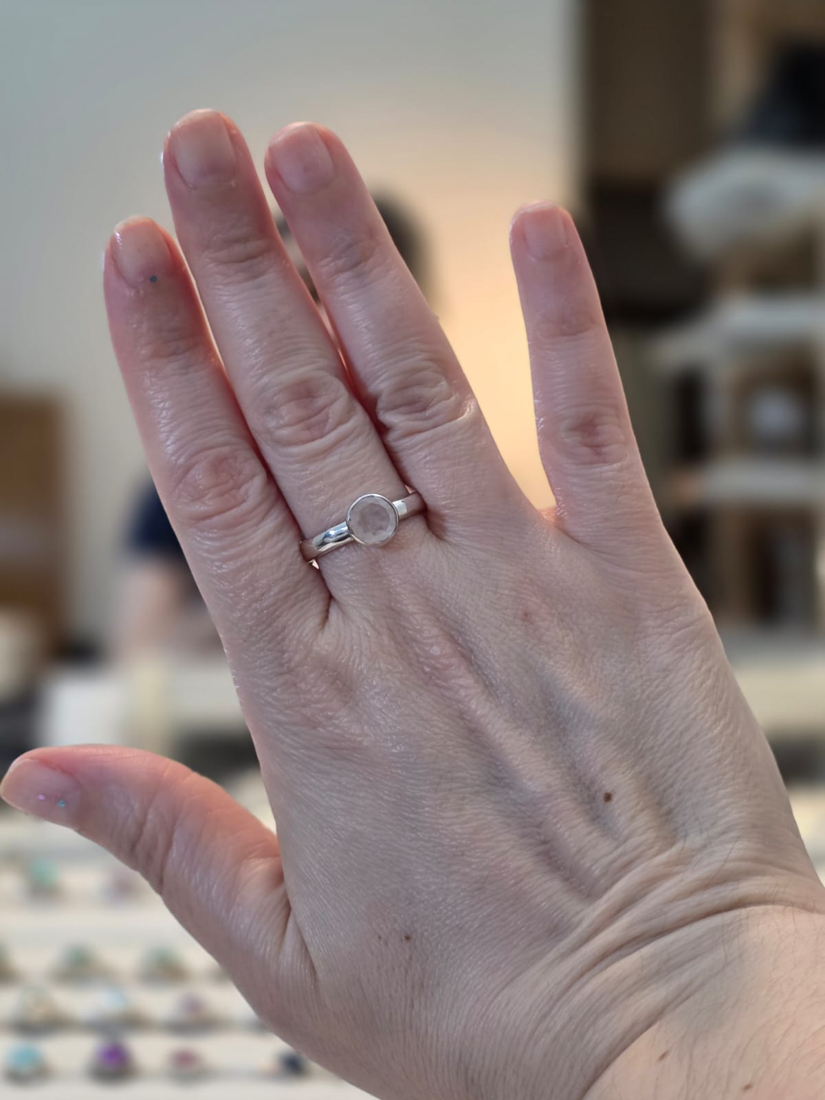 Anel em Prata 925 e Cristal de Quartzo Rosa Af485b