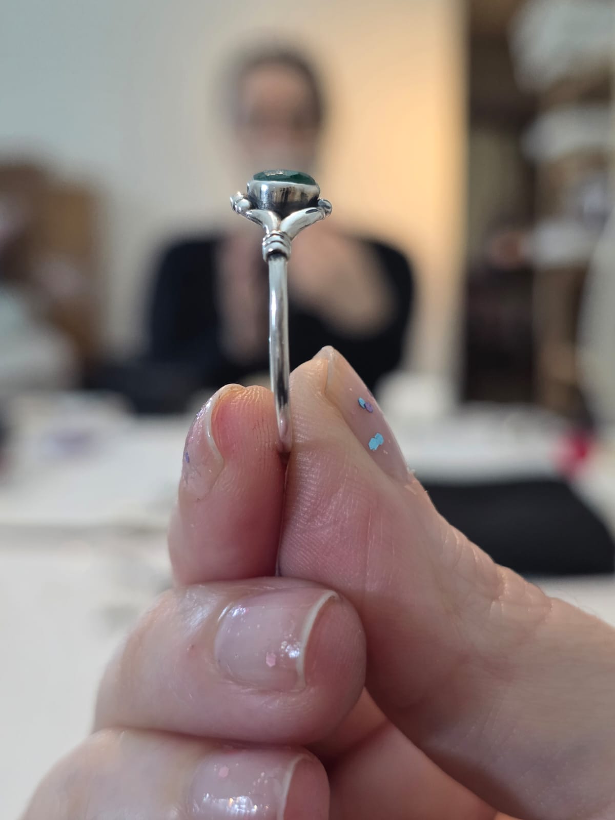 Anel em Prata 925 e Esmeralda af494