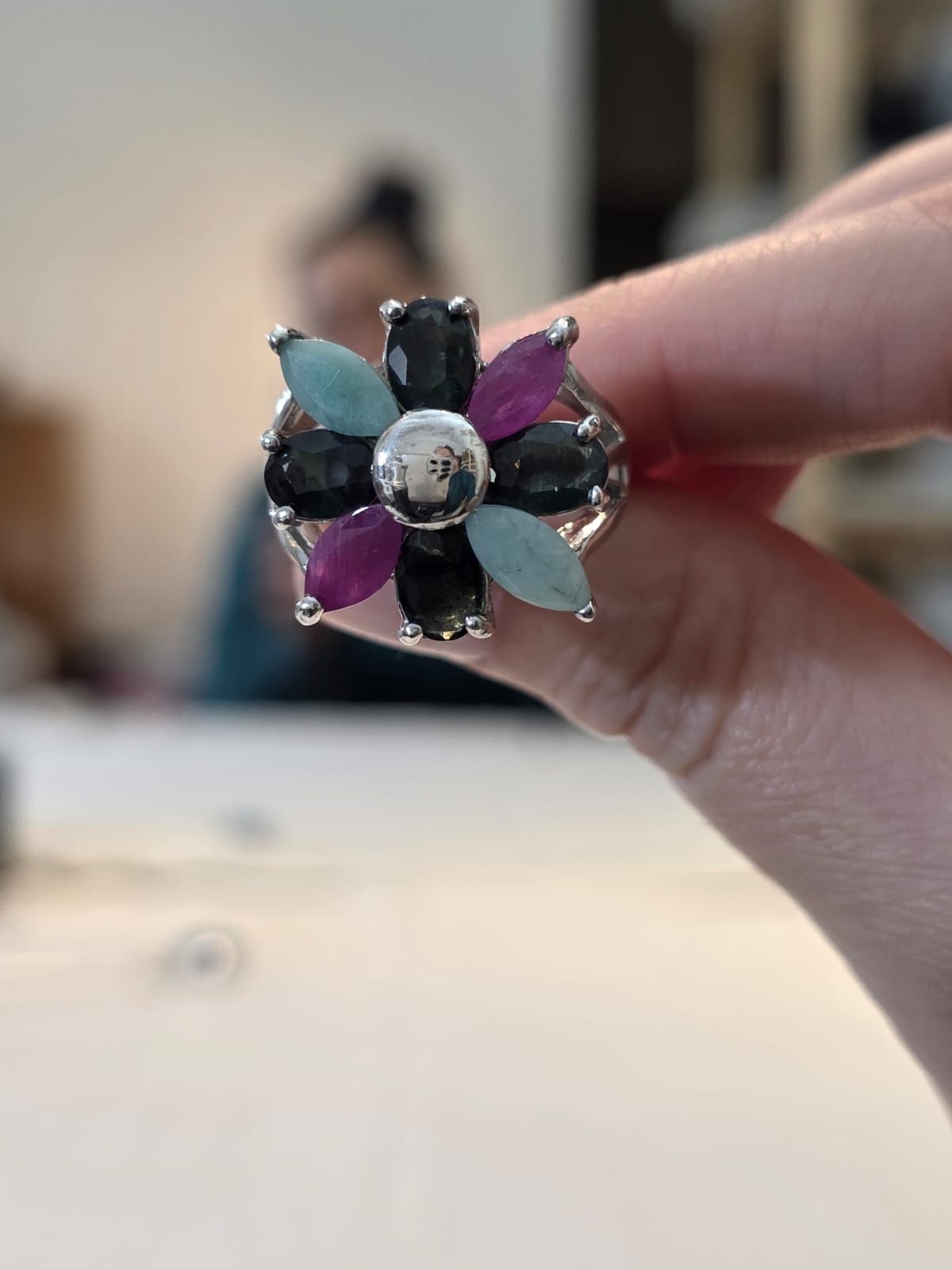 Anel Prata 925 e Mix de Pedras af 197. Rubi, Safira e Esmeralda. 