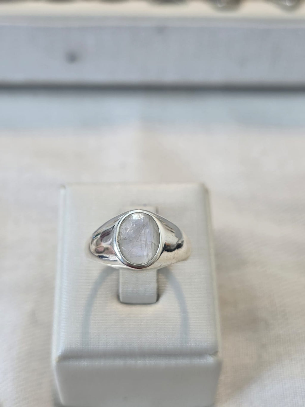 Anel em Prata 925 e Pedra da Lua af647e