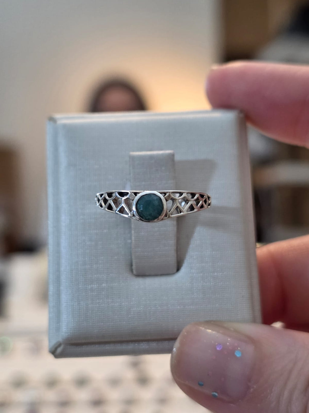 Anel em Prata 925 e Esmeralda af158a