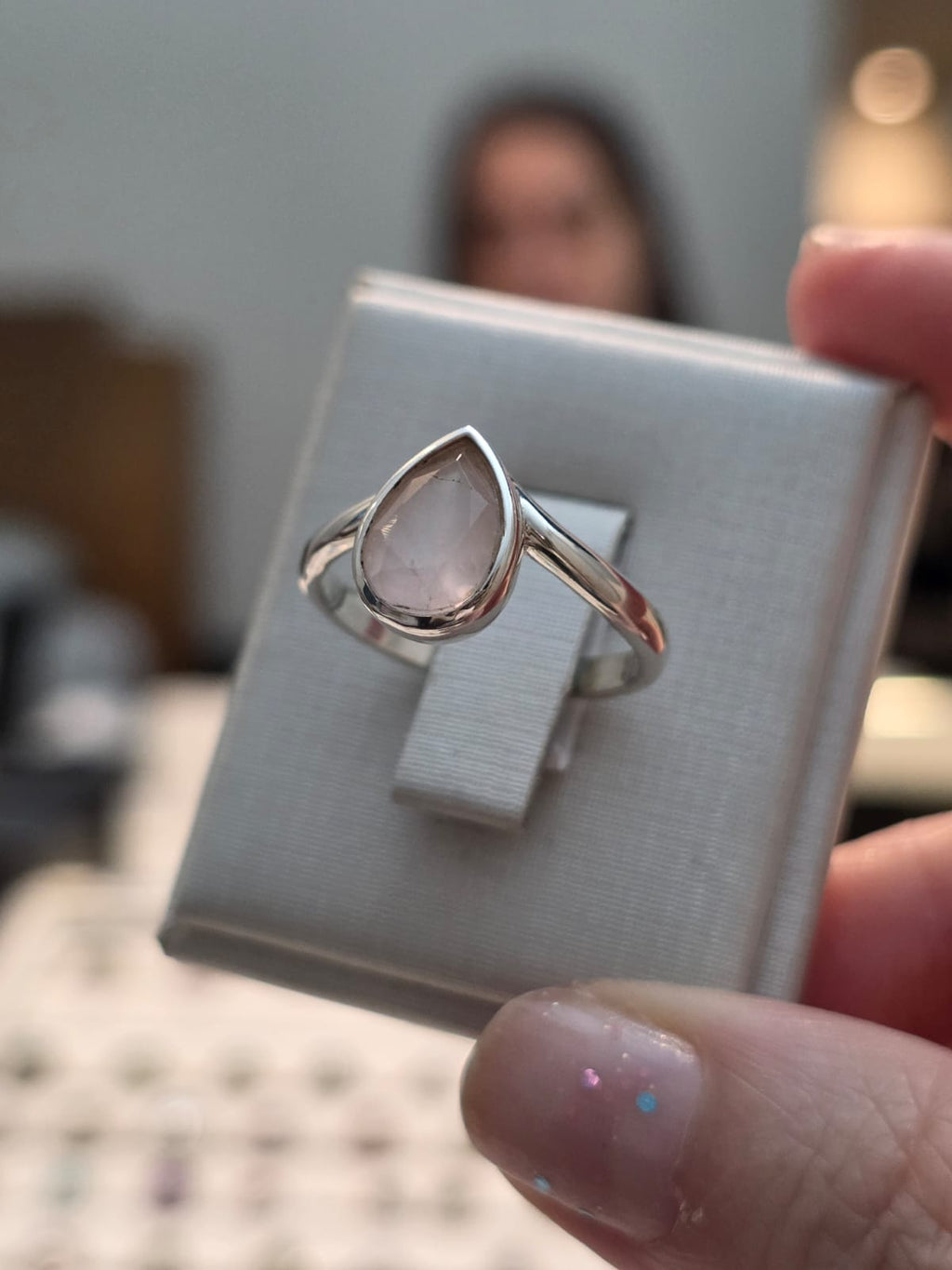 Anel em Prata 925 e Cristal de Quartzo Rosa af 454b