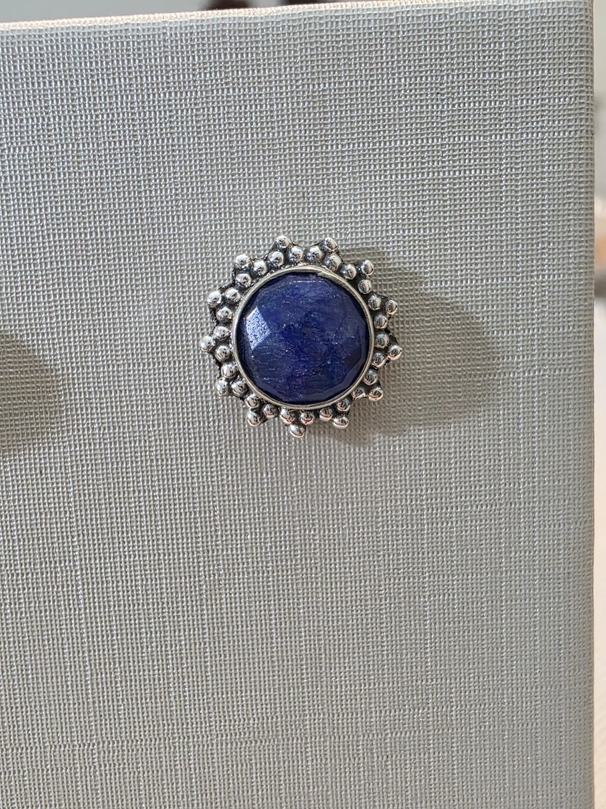 Brinco em Prata 925 e Safira 270b