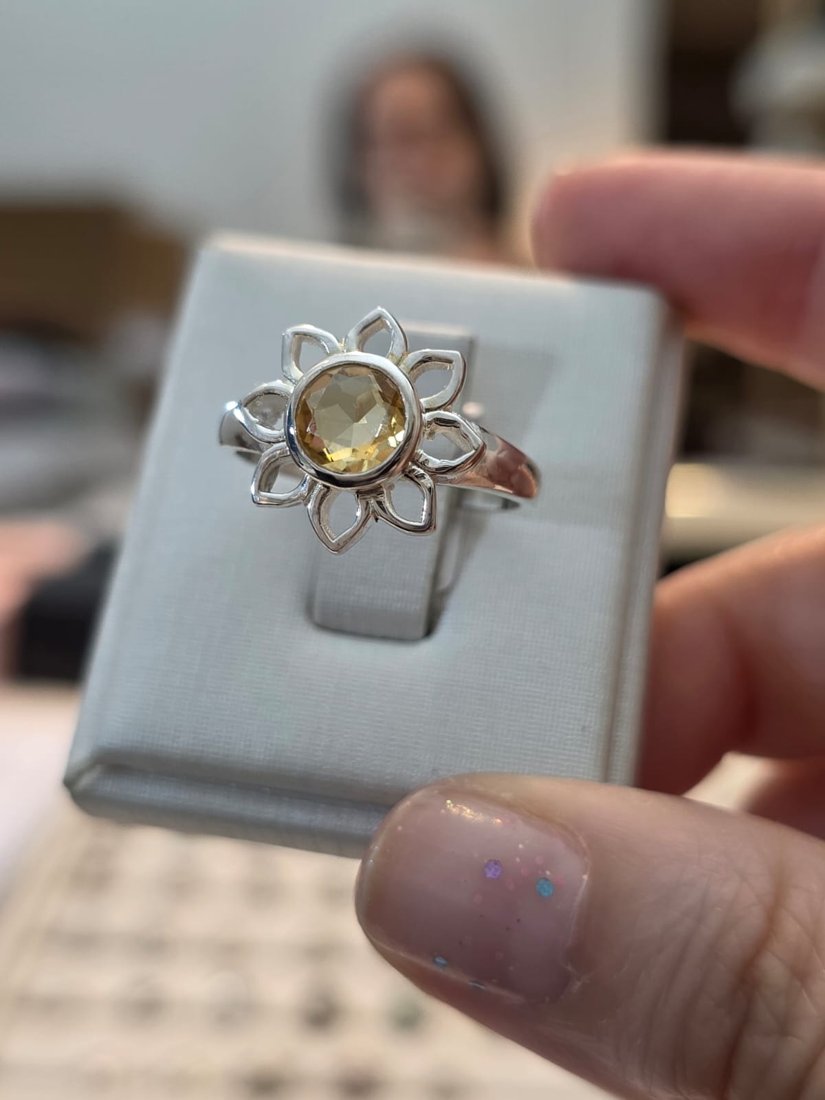 Anel em Prata 925 e Citrino Amarelo af152b