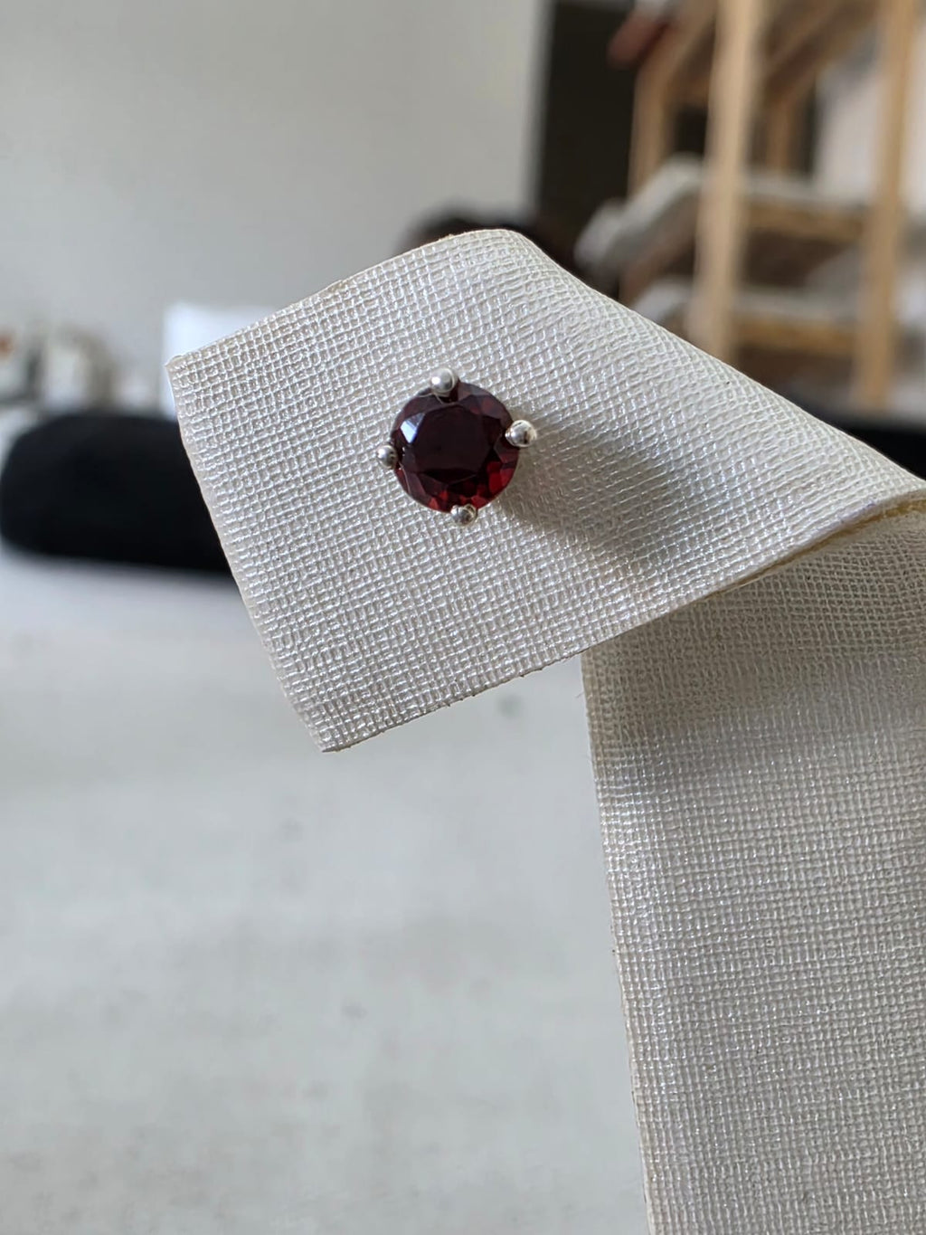 Brinco em Prata 925 e Granada 279a